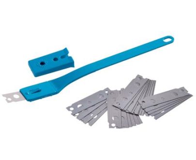 Plastični rezač sa ravnom oštricom br.5 + rezervne oštrice